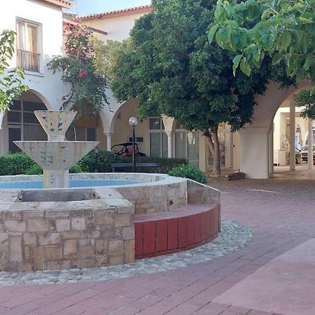 Eleantre Holiday Apartments Пафос Экстерьер фото